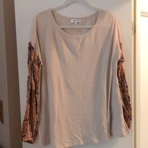 Grace & Lace Textured Top